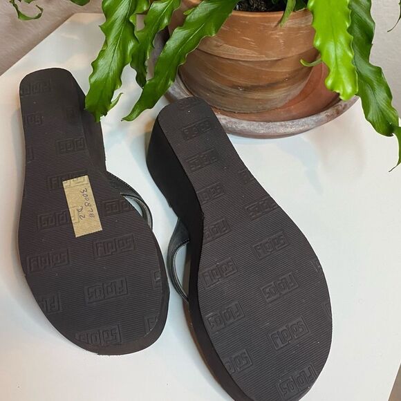 Flojos NWT Platform Flip Flops Sz 7 - Picture 4 of 6